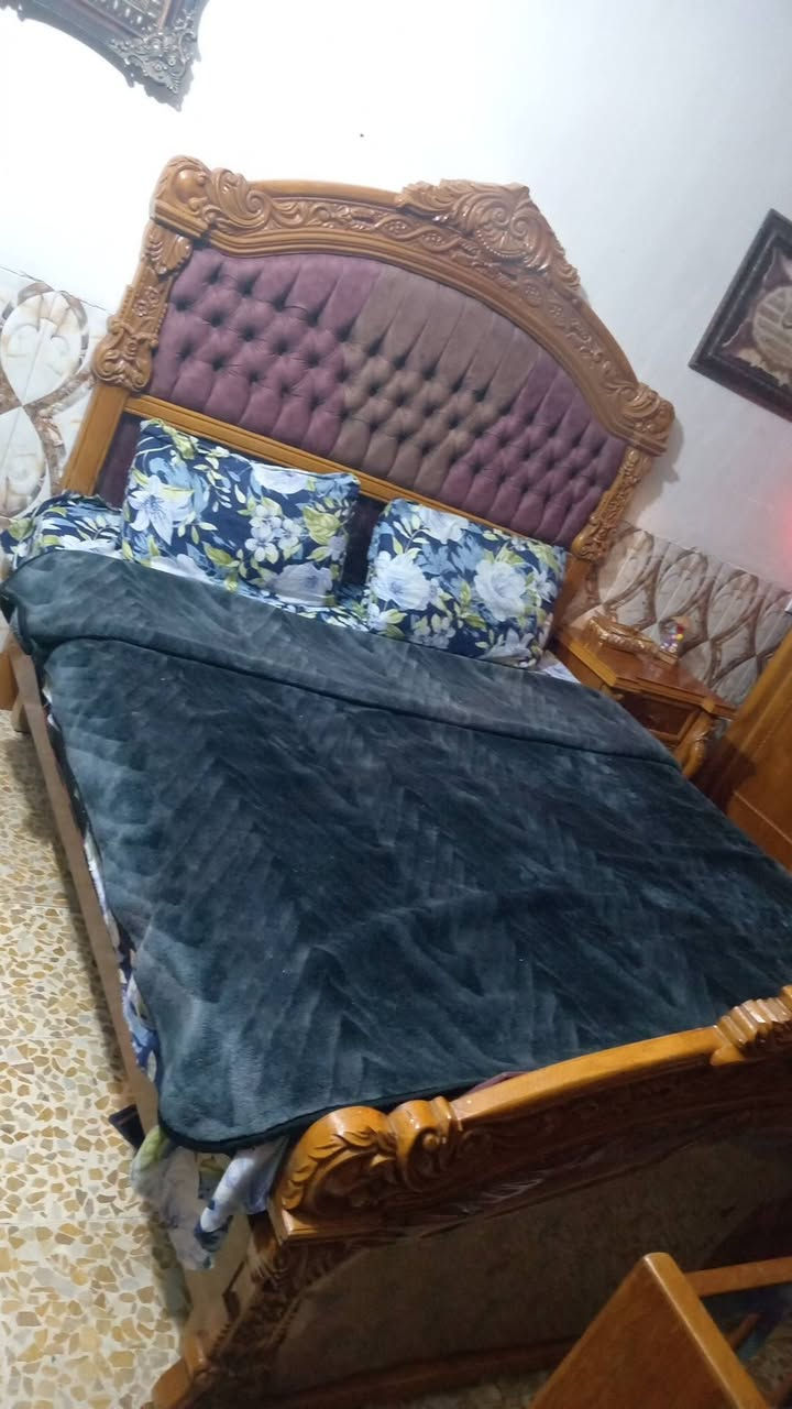 غرفة نوم للبيع صاج داخل وخارج ولاشخطه مليونين ونص بيها مجال بسيط مكان البياع


**إذا كنت صاحب هذا الإعلان وتريد حذفه لأي سبب، رجاءا أرسل رسالة إلى الدعم الفني**