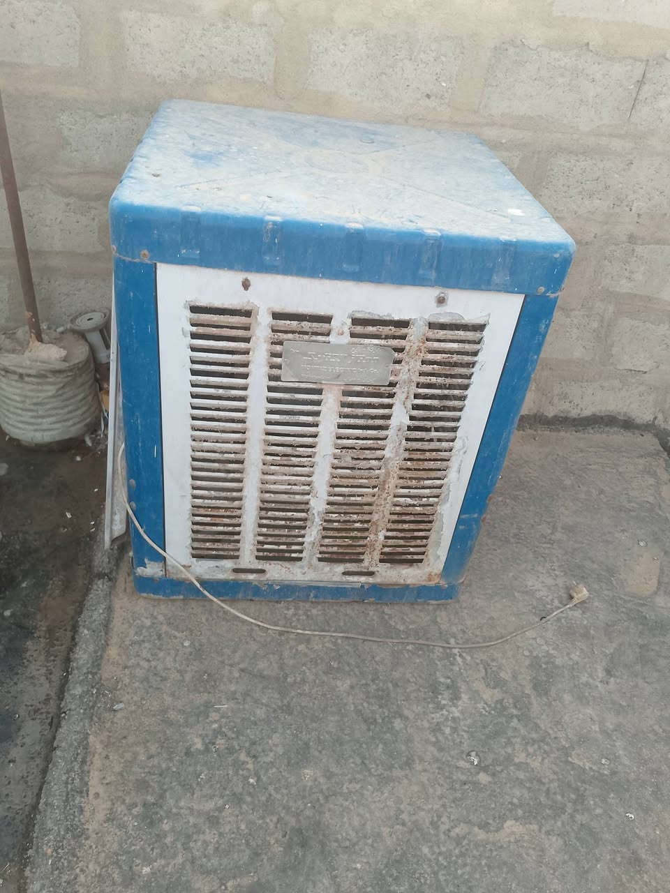 مبرادات عدد ٢ بس يحتاجن شوي ترتيب اثنينهن بــ ٦٠ الف
عنوان حي العسكري ***********
