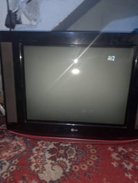 تلفزيون كبير • شغال • مجاني