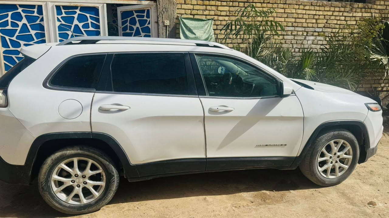 جيب بزون 2018
وارد امريكي 
حرة باسمي
***********
