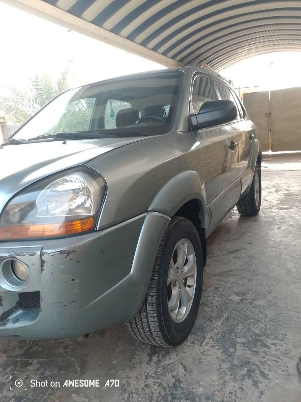 السلام عليكم 🖐️
هونداي توسان موديل 2009 خليجي مكفوله كفاله عامه 
 سيارة فول مواصفات 1/1 
محرك 4 سلندر
ماشيه 167الف
سقف فتحه 
كهربائيات كله شغاله 
تبريد تدفئه كله شغاله 
محرك مفتوح كير اوتماتيك 
مكفوله من التبديل والصبغ والضربه 
سيارة جاهزة على 24 حبايه 
السعر 130 وبيه مجال 
المكان الحمزه الغربي للاستفسار إتصال على الرقم 
***********
***********
