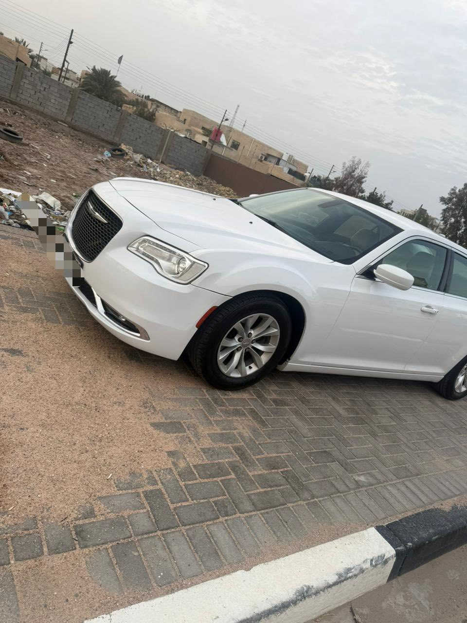 السلام عليكم
اوباما 2015
ادوووات ادوووات 
خليجيه
دخول جديد
6 سلندر 3600 
ماشيه 93 km
كفاله عامه ماعدا قطعه وحده صبغ بدون ضربه تجميلي 
كفاله من الكص والضربه والعشائر وسرقه وانتربول 
مكاني بصره 
للاتصال 
‭***********
