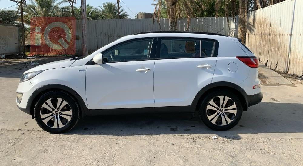 السلام عليكم كياسبورتج 2014 رقم بغداد الإنكليزي وارد امريكي بدون حادث بلعراق بيهه جاملغ سياره نضيفه حيل.
محرك وكير مكفولات سياره نضيفه حيل استخدام شخصي مالبيت محرك 2400 شاشه كامره تحديد مسار تبريد قطعتين تحكمات ستيرن جهتين مانع نزلاق توقف ذاتي مابيهه اي نقص السعر ١٣٦ مجال بسيط لاستفسار رقم صاحب سياره اخوان مكلف لاتصال
***********
