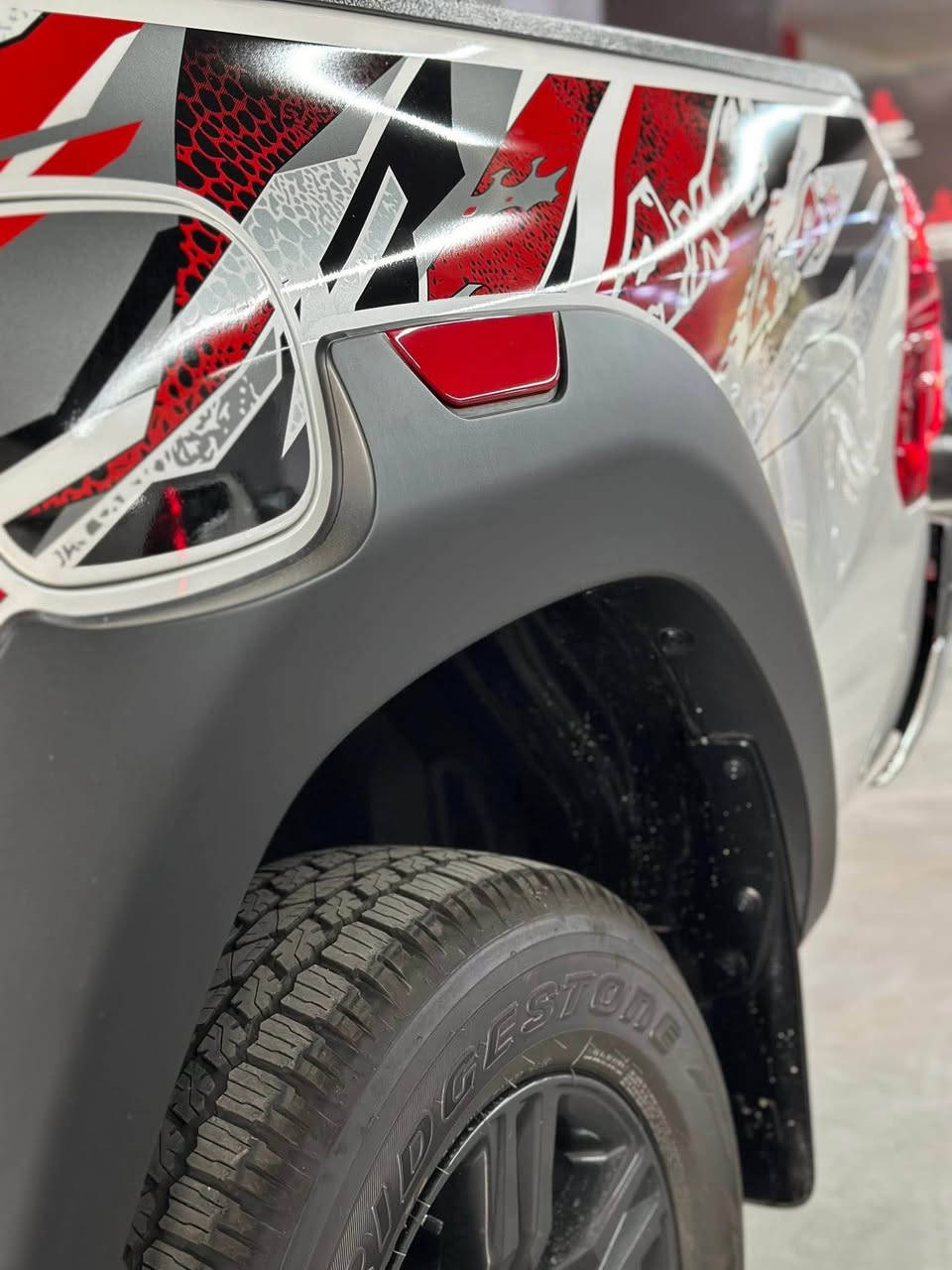 توێتا هایلۆکس ٢٠٢٥ شەش بستۆن V6
سفر کیلۆمەتر شەریکەی ساس
***********
*********** السليمانية, العراق
