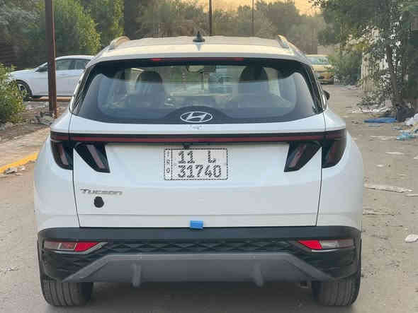 للبيع توسان 2024خليجي ابيض بغداد رقم الدولي بأسمي تحويل مباشر 
مواصفاتها 
محرك 2000
بصمة تشغيل وابواب 
نظام ترحيب 
تشغيل عن بعد 
تصعد جام بالبصمه
شاشة تاج  لمس 
كامرة دوارة
بردات خلفيه بلاد
هند بريك بصمه 
اوتو هولد 
حساسات امامي وخلفي 
مقاعد اماميه  كهرباء 
مخمل
داخل لونين ابيض واسود 
ارضيه جلد 
تحكمات جهتين 
قمارة حديد
ماشيه 03 الف وبعدها بالضمان السياره
السيارة مكفولة من الصبغ بيه بارد مئشر بل السونار 
سياره فول مواصفات عدى الفتحه
المكان بغداد حي العامل  السعر  220$ وبيه مجال
الهاتف  ***********
