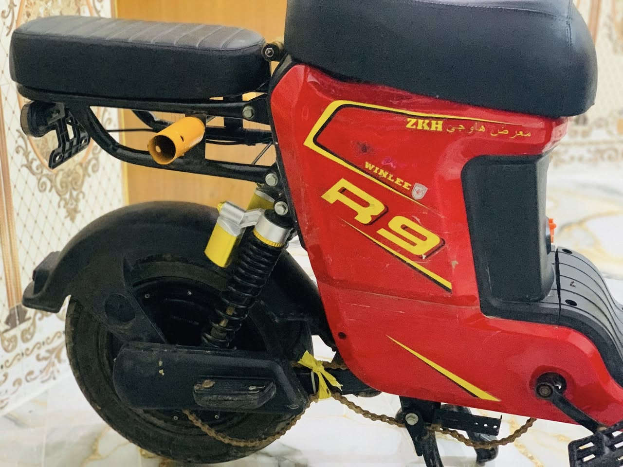 سلام عليكم دراجه شحن البيع نقص فقط بطاريات دراجه كامل كلشي شغال بيها فقط عوزه بطاريات سعر قيم وآخذ 
أو مراوس بانزين شعندك اعرض مكاني بغداد بسمايه قريه عشره


**إذا كنت صاحب هذا الإعلان وتريد حذفه لأي سبب، رجاءا أرسل رسالة إلى الدعم الفني**