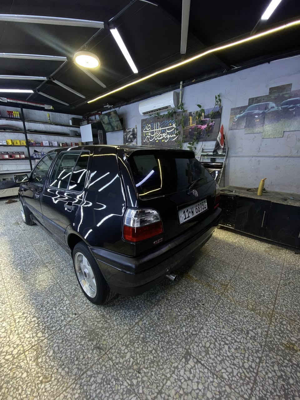 السلام عليكم
للبيع كولف موديل 93 
كير عادي 
مكينه 200
تبريد ثلج 
السعر 48 وبيه مجال 
سياره جاهزه 
العنوان بغداد الدوره 
***********
