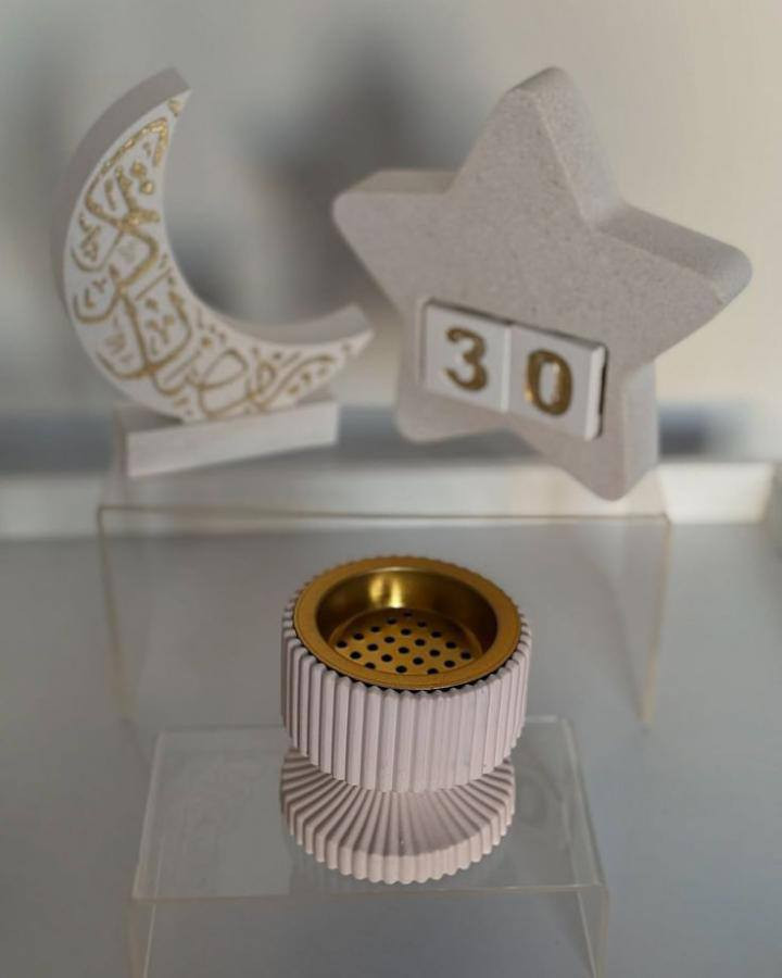 حسب الطلب  قطعه الف ونص والفين 🤍


**إذا كنت صاحب هذا الإعلان وتريد حذفه لأي سبب، رجاءا أرسل رسالة إلى الدعم الفني**