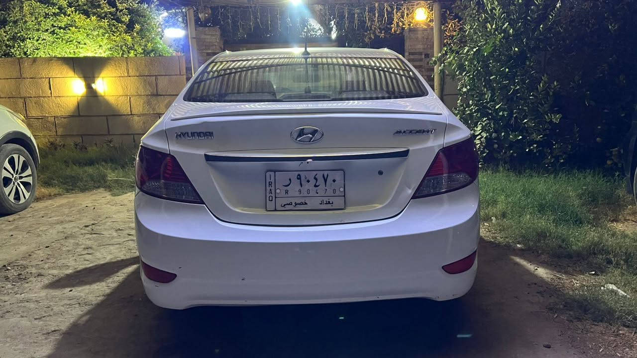 اكسنت موديل ١٣  سياره جدا نضيفه بس شويه بيه 
 طخطخات رقم بغداد بسمنه تحويل مباشر مال طالبه مكلف بنشر صاحبت السياره *********** بغداد, العراق
