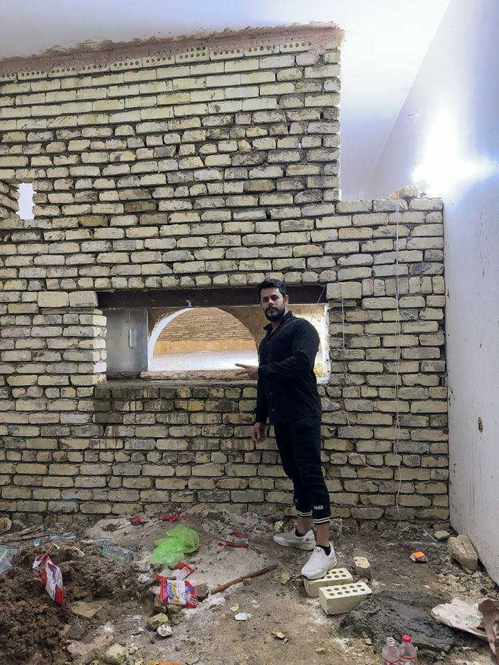 بسم الله الرحمن الرحيم
يالله يارزاق

ابو شمس الكواز

 لبناء جميع انواع وأحجام الصمون الحجري 
وافران البيتزا
وتنانير الخبز وتنانير المندي. 
لجميع محافظات عراقنا الحبيب. مهنتنا ابن عن جد

اولآ. ضمان العمل لا يقل عن 20 سنه. 
ثانيآ. العركجين مالتنه طين وفرشي.  
ثالثآ. طابوك الدبان تركي اصلي يتحمل درجه حراره 1200 إلى 1400 
رابعآ. قله في اصراف الوقود. 
خامسآ. كادر عمل متميز ومتخصص في بناء الأفران.
سادسآ. الباب والسجه والقوس من النوع الثقيل. 
للاستفسار اكثر الاتصال على الارقام. 

يوجد وتساب ***********
يوجد وتساب ***********
