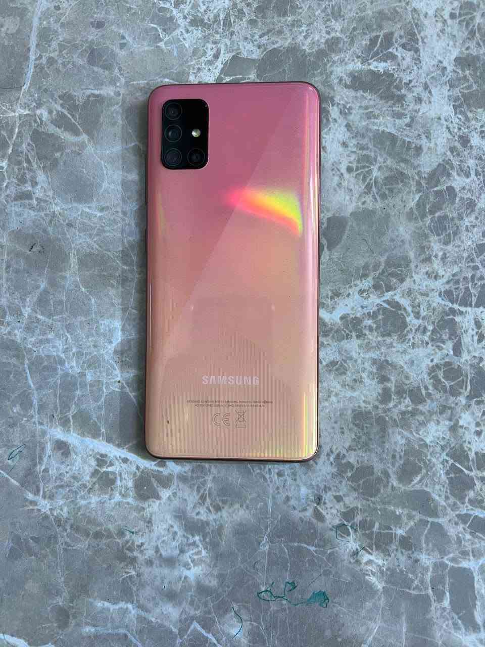 جهاز galaxy A51 للبيع
الجهاز نضيف وماداخل صيانه 
ذاكرة 128G السعر 150 وبيه مجال بسيط مكاني كربلاء 
للاستفسار :
***********
