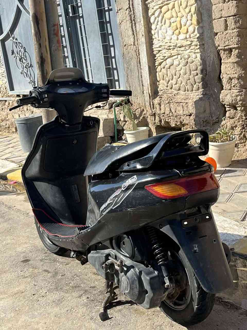 سلام عليكم 
دراجه فراشه للبيع مفتوحه مره وحده غراض كله شركه الخضره AHE  مكينه ناعمه للأخير شلعه شرط تعلك معدل أذا ما تدك 120 ترجع ومخليلك فيديو جوة لمعدلهة كهربائياتهة جاهزه للأخير من سلف من لايتات من أشاير من هورن عددادات كلهة شغاله مال بانزين ومال سرعه مكاني ديوانيه دغاره حي لشرطه قرب اسواق بغداد باقي التفاصيل علق واني اجيك خاص او اتصل ***********
