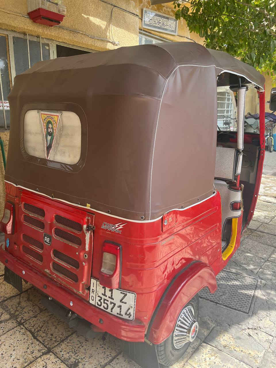 تكتك موديل 2019 رقم وسنويه تحويل مباشر معمر بس دوس مكينه خير من الله تخم تاير كبات  كاعيات جدد سعر 5.700 وبيها مجال للشراي المكان بغداد البياع شراي يتصل بل رقم ‏‪***********‬‏
