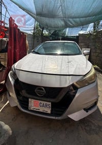 نيسان فيرسا موديل 2021 وارد امريكي بي ضربه بالبنيد والتبريد عاطل يرادل...