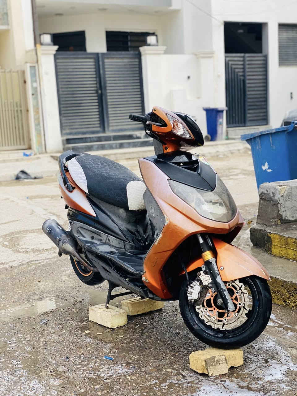 سلام عليكم سكنس فحل نوزل الدراجه تخبل نكرهه بكل وكت الدراجه مكينه بلاديه  بيه كلجات رياضي تشك الكاع بيه صالنصه رياضي وبيه فج وصينيه رياضي الدراجه خيرر من الله السعر 750 وبيه مجال مكان بغداد البياع تقاطع درويش ***********
