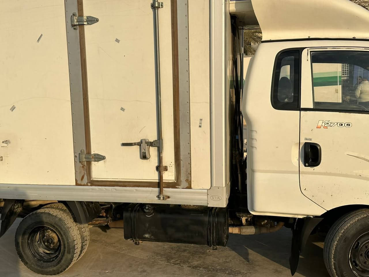 السلام عليكم 
كيا بنجو براد موديل 2011
2700  مفتوح 
السياره نضيفه وكلشي بيهة شغال
كير ومحرك و حداديه وبراد جاهزه 100% 
رقم اربيل الجديد تحويل
سعرهة 12,500$  وبيهة مجال بسيط للشراي  
تواجد السياره يغداد - الغزاليه
للاستفسار الاتصال ***********
