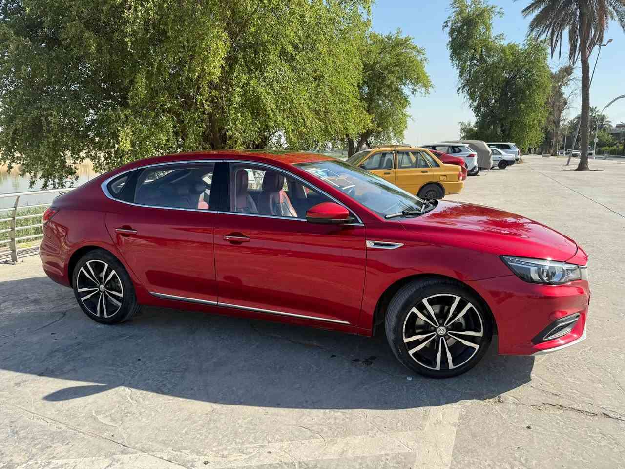 السلام عليكم اخواني
ام جي 6.     (MG6)    💡 2022
استلمتهه من الشركة بسنه 2023 شهر 8 يوم 28 

💰💰السعررر:- 125 ورقة 

🚗ماشية 26500 🚀 بعدهه بوضع الوكاله 
مابيهه اي ضرر او نقص والحمد لله 
مابيهه صبغ او تكحيل او تبديل 
المحرك والكير سليم 100‎%‎ ومكفول 

صيانة دورية بالشركة ( بعدهه بضمان الشركة ) 

فول مواصفات اعلى فئة ( تروفي ) 
💎 سلايد روف ( فتحة سقف )
💎نظام اوتو هولد 
💎مانع انزلاق
💎تشغيل بصمة 
💎كروس مثبت سرعة ￼
💎نضام قيادة ⚙️سبورت ⚙️اوتماتيك ⚙️ وكير عادي
💎شفتات بالستيرن 
💎تحكم ستيرن 
💎المري الجانبية شفط  🌹 مع اشاير بالمري
💎سويج بصمة عدد 2
💎 بصمة دخول ذكي لباب السائق وباب الراكب وباب الصندوق 
💎الصندوق هاج باك ( مفيد لاصحاب المهن والحرف)
💎تبريد قطعتين  وتبريد بتكايه السايق الوسطية ( ثلاجة) 
💎مخرجين يو اس بي ونضام كاربلاي 
💎كرسي السايق كهرباء بثلاث حركات
💎باستخدام البصمة يمكن اغلاق جميع النوافذ او فتحها  عن بعد والسيارة طافية !! 
💎 التبريد يجي بمناخين مفصولات ( تحكم بمناخ فتحات تبريد السائق مفصول عن فتحات الراكب ) 
💎سايد بريك كهربائي بصمة
💎الستيرن متحرك ينسحب ويندفع ويصعد وينزل 
💎 مقاعد جلد صنع الماني  
💎 التطعيم بالكاربون فايبر 
💎علكولتهم السبير مانازل فعلاً 😅

🪬بغداد الحرية 
الرقم بغداد خصوصي مشروع وطني 
السيارة باسمي 
الطخات والشخوط موضحة بالصور


**إذا كنت صاحب هذا الإعلان وتريد حذفه لأي سبب، رجاءا أرسل رسالة إلى الدعم الفني**