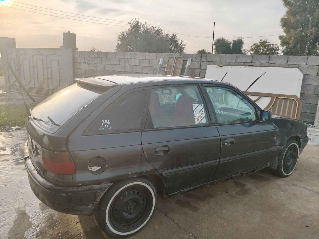 اوبل استره موديل 1993 بسمي مشروع وطني سنويه الى 2030 السعر 30 وبيها مجال رقم ***********
