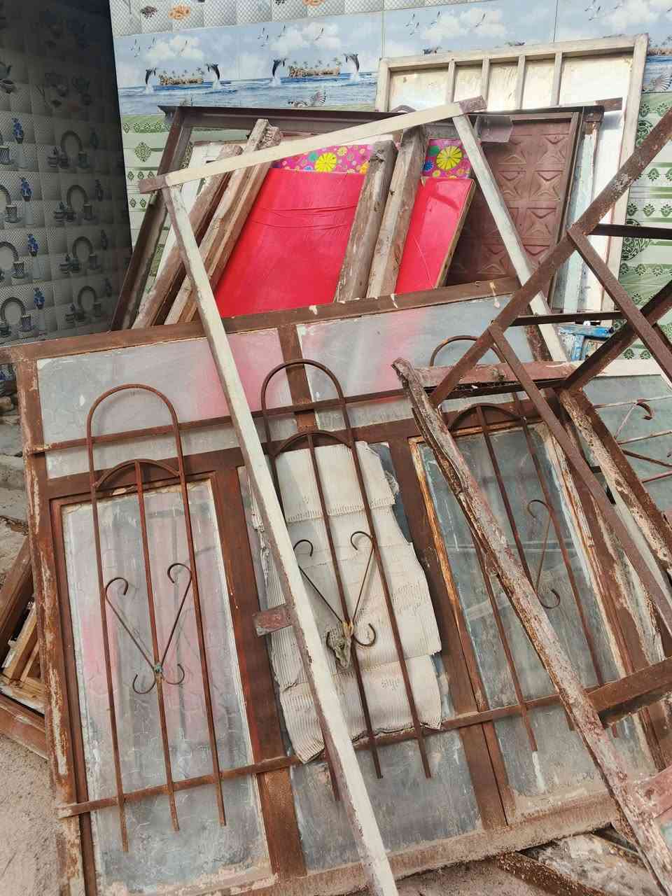 بيبان  وشبابيج  +شيلمان عدد30للبيع ***********
