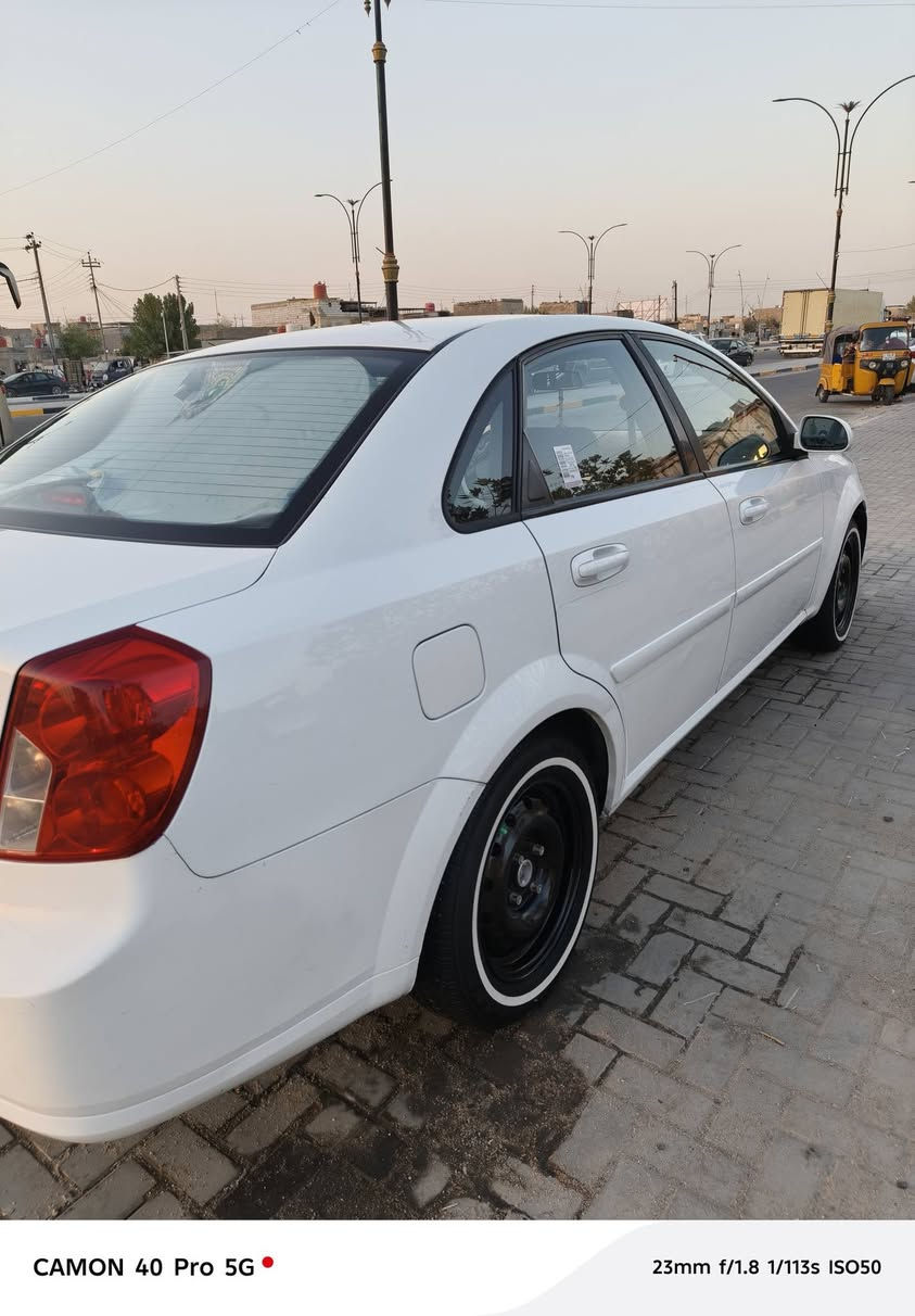 سلام عليكم 
سياره اوبترا موديل 14 گير عادي بلاد كفاله مكينه كير تبريد حدايده جاهزه السياره من كلشي ما بيها نقص برغي ترايك وين ماتريد تخم تاير خط ابيض بيها شويه  خسفات بالبنيد وبارد گد شبر بالچاملغ الكدام بدون لا معجون ولا صبغ ولا تبديل الباقي كله كفاله مكاني بصره حي الشرطه السعر 73 وبيها مجال ***********
