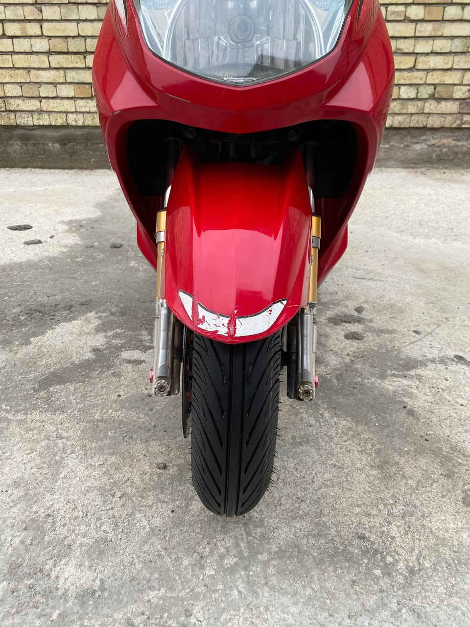 يا اللة دراجة سكنس فحل ياباني قبق نفخ استان حساس ام الشرايط قطعة رمبة نضافة 100/100 قطعة عليهة تزويد ابلادي اصليي
صدر رياضي Dy 
قبق فلاوين نجمة 
جم اربع بساتم فلنجة رياضي 
تتدفئة بل يدات 
تخم كاعيات امامي خلفي رياضي 
جهاز اربع اشاير مكينة بل كارتون قطعة في حالة الوكالة مكاني الغزالية الشراي يتصل رجاء ***********
