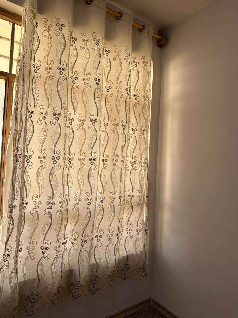 متوفر تول مع البطانه مستخدم نظيف
السعر مع التوصيل 10


**إذا كنت صاحب هذا الإعلان وتريد حذفه لأي سبب، رجاءا أرسل رسالة إلى الدعم الفني**