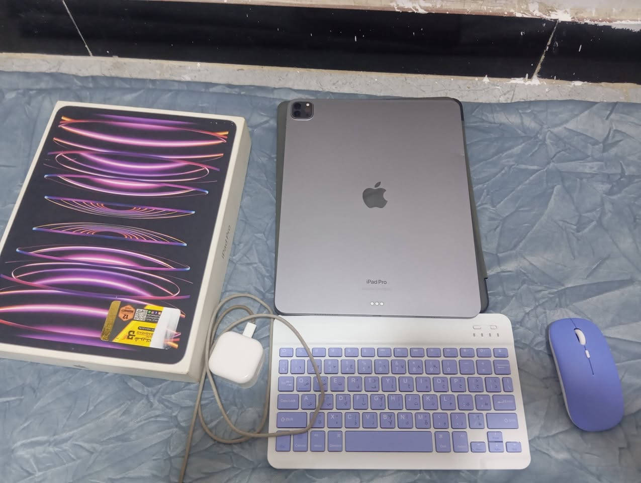 سلام عليكم
ايباد برو13انج ذاكرة 256معالج m2
بطاريه بلحاسبه 97مكفول كفاله عامه من الفتح الجهاز اخوالجديدكارتونه وشاحنه غراضه كلهه موجوده 
السعر825وبي مجال 
مكاني بغداد حي العاملالشراي اتصل 
الرقم ***********
رحمة الوالديكم الموشراي ليعلق والميعجبه اعبرالمنشورلتعبنب
