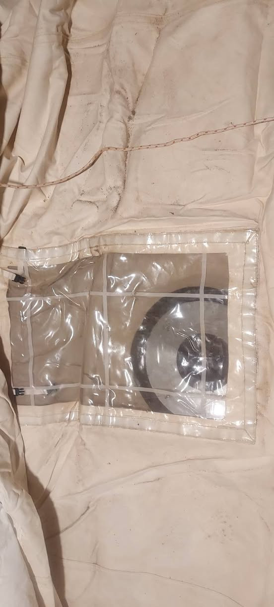 خێمەیەکی لۆک 6بە4 بۆفرۆشتن
***********
