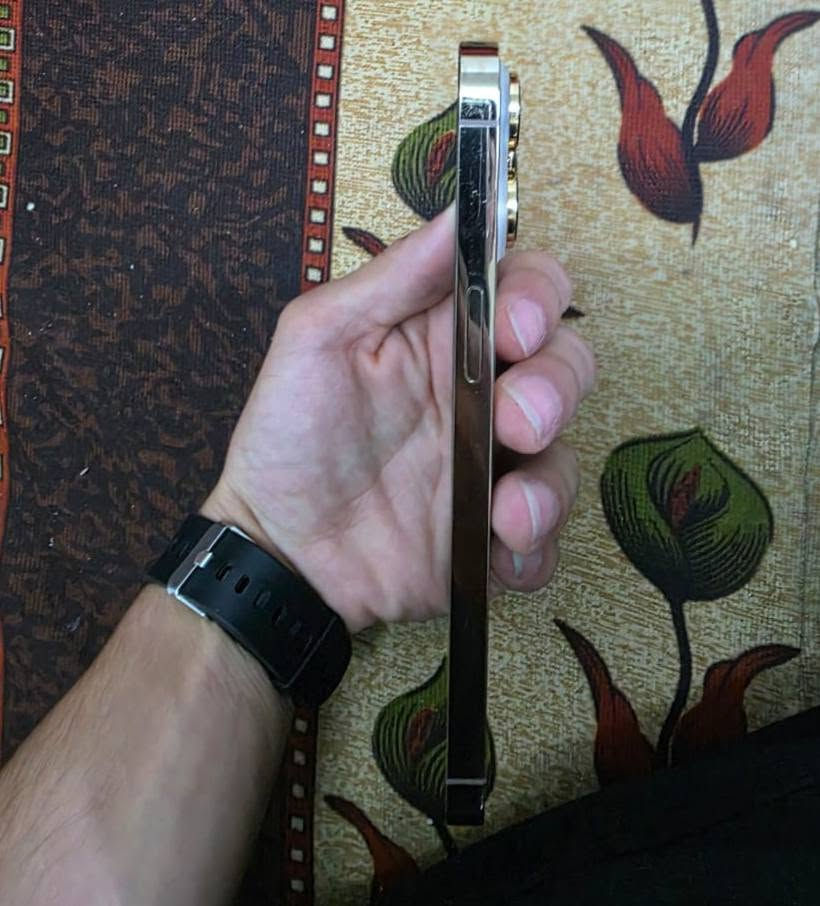 سلام عليكم

ايفون 14 برو ماكس

نموذج / M

ذاكره 128

بطارية 87 بلادي

الجهاز انطي شرط مامفتوح كله بلادي 

سعر 700 و بي مجال بسيط

رجأن المو شراي لا يكسر بجهاز


**إذا كنت صاحب هذا الإعلان وتريد حذفه لأي سبب، رجاءا أرسل رسالة إلى الدعم الفني**