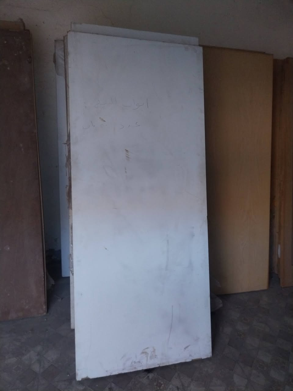 ابواب تركيه ما مستعمله جديده للبيع شارع كاظم عويص كراج الجبوري الرقم ***********
