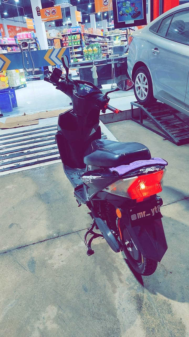 ماطور شحن سكنس للبيع
6 بطاريات 3 نمرات ماطور نضيف بدون اي خلل
نظام R لايت عالي ناصي اشاير سرعة60 بطاريات نضاف حيل وياه شاحنه اصليه
السعر:420وبي مجال للشراي 
***********
