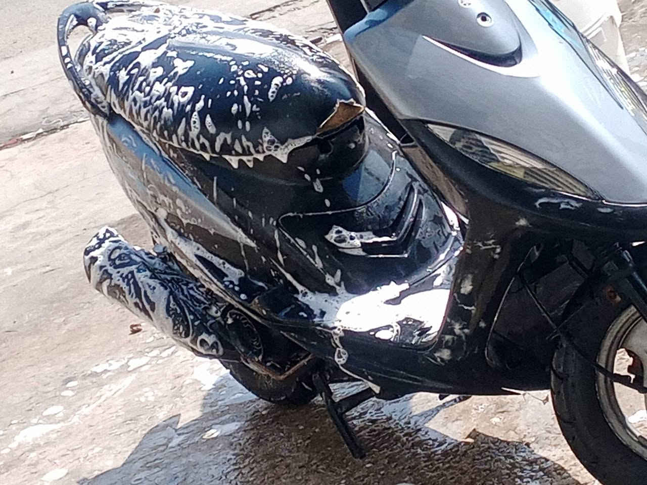 دراجه ماكس عدله نظيفه مكينه ما مفتوحه المكان طالبيه مقابل جامع الامام المهدي السعر 625 بها مجال بسيط رقم الهاتف بس واتساب***********
