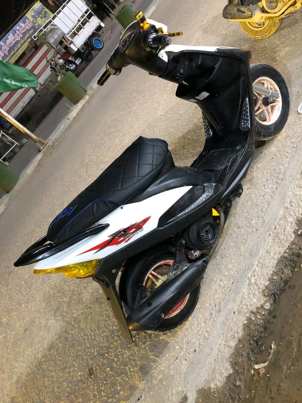 السلام عليكم ماكس عدله للبيع بوشه 55
دبلات رياضي 
وياله رياضي 
كلج خلفي رياضي 
يدات رياضي 
هندر وسلف شغال 
دراجه كلها تزويد شغال لايت وشاير شغال دراجه حاويه نضافه 100/100 سعر 575