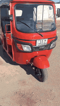 للبيع تكتك تي في اس السعر ٤و٧٠٠ وبيها مجال قليل *********** واتساب
