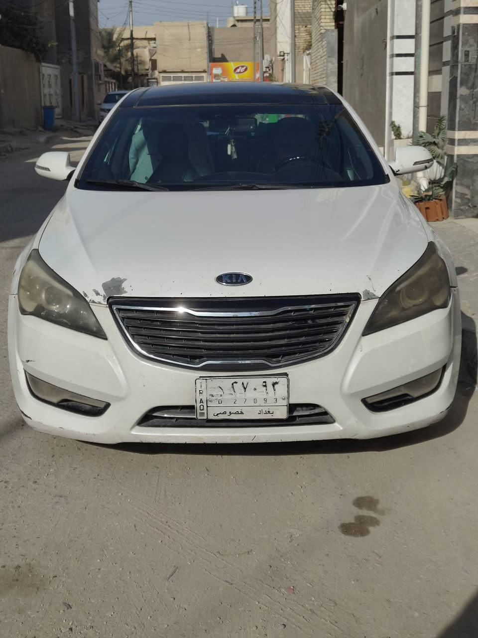 للبيع كيا كادينزا 2011 خليجي
فول مواصفات ملكيه 1/1
محرك:3500
رقم بغداد 
بيه 3قطع صبغ جاملغ وباب صفحه السائق 
جاملغ عكس جهة سائق 
مواصفات سياره معروف 
السعر:108ورقه وبيه مجال حك جيه 
مكان سياره كربلاء 
***********
