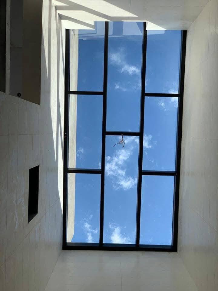 سلام عليكم نعمل لخدمتكم شركة الشمس لماده الكيرتن وفرنتك بورسلين العلوان بغداد شارع السعدون موبايل ***********
