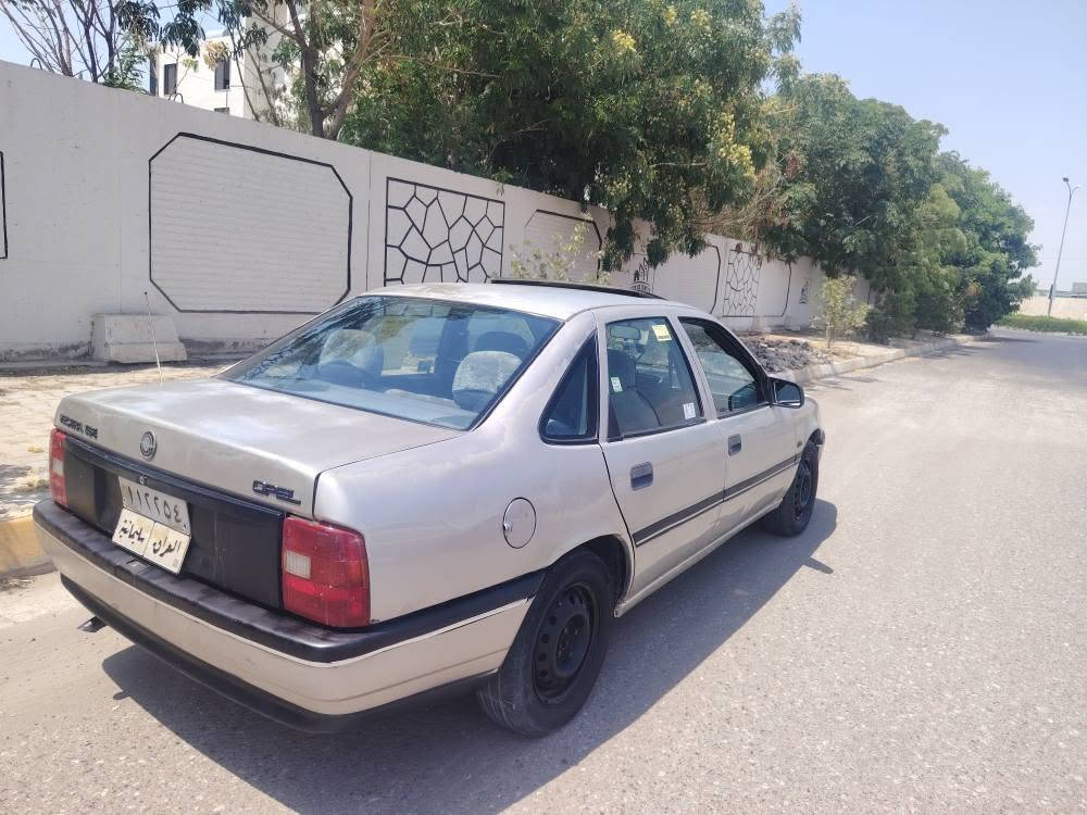 سياره اوبل فكترا حجم 18 سياره نظيفه كولشي مابي شرط بدون ضربه سنويه 26خلصن بي دفتر بنزين كهربائية كلها شغال تخم صدر جديد سعر 35وبي مجال بسيط عنوان كركوك رقم هاتف *********** كركوك, العراق
