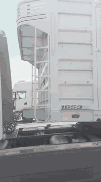 سلام عليكم عربانه للبيع للستفسار علا هاذا الرقم     ***********
