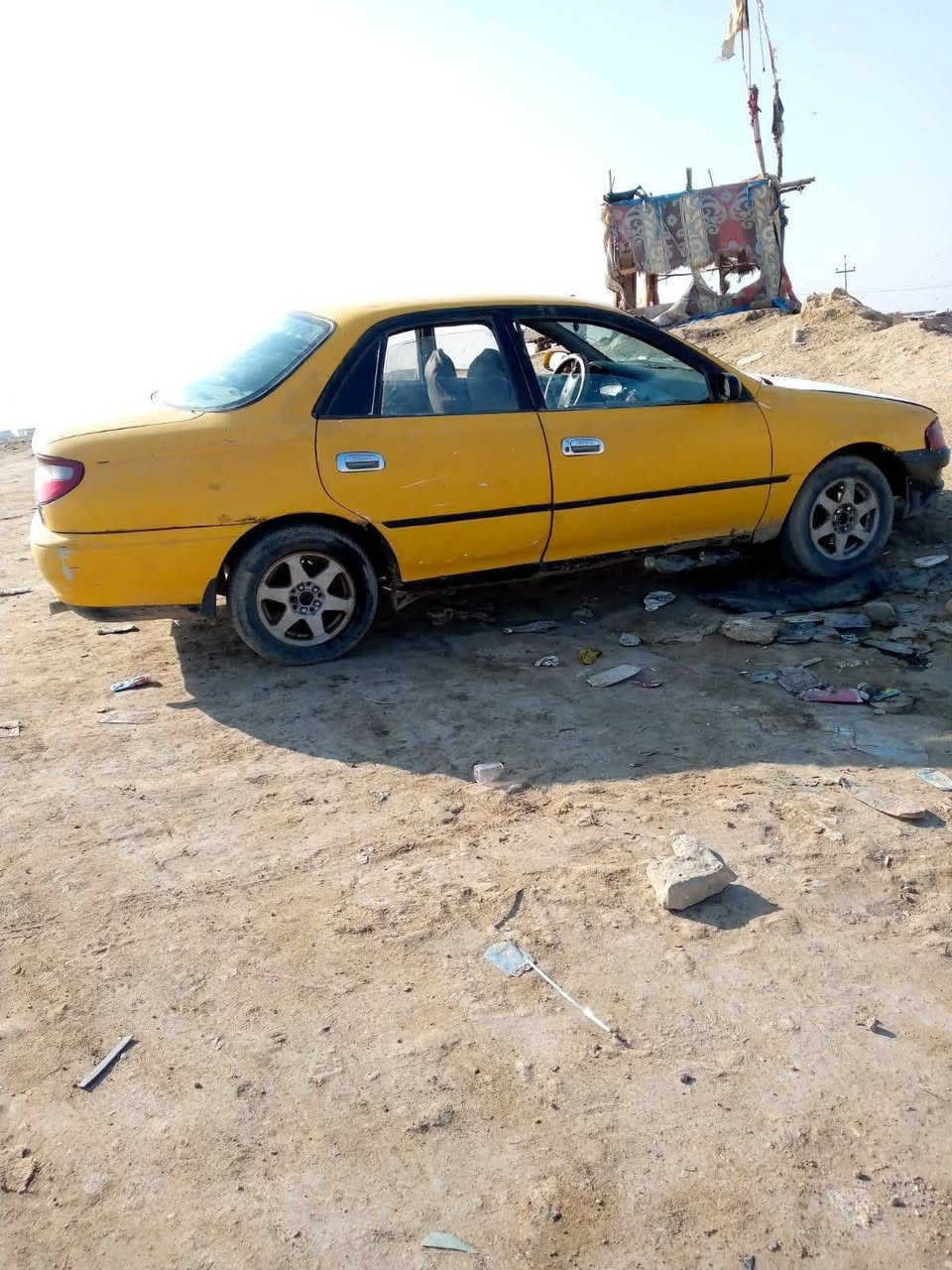 تويوتا كورولا تكسي موديل ٢٠٠٠ بصره 
محرك جديد كير نضيف حداديه زينه 
السعر ١٢ ورقه مستعجل علئ بيعها
ناصريه مركز 
ت ***********
