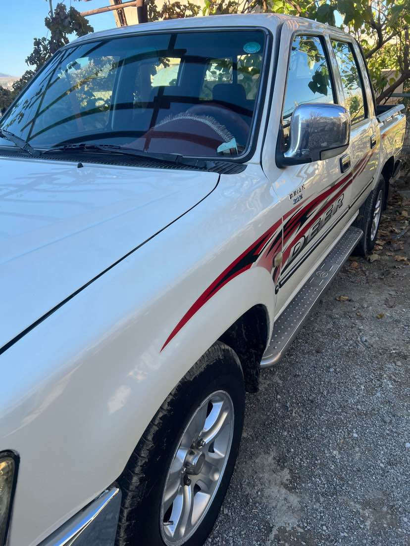 ماشاللە ٢٠٠٩ بێ سبوخ رەقەم و سەنوی نوێ سوران, أربيل


**إذا كنت صاحب هذا الإعلان وتريد حذفه لأي سبب، رجاءا أرسل رسالة إلى الدعم الفني**