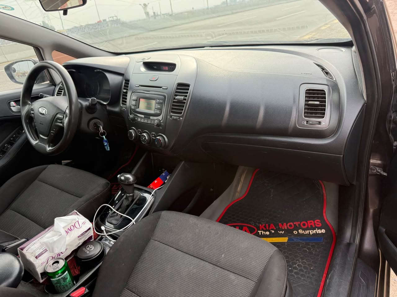 كيا فورتي موديل 2017
ضرر بس بنيد مفتوه بدون يرباك
وبارد بل صندوك
سونر مرفوق بل منشور
سياره حلوه وخير من الله
السعر 118وبيه مجال بسيط 
رقم سليمانيه هزه جديده 2026

*********** بغداد, العراق
