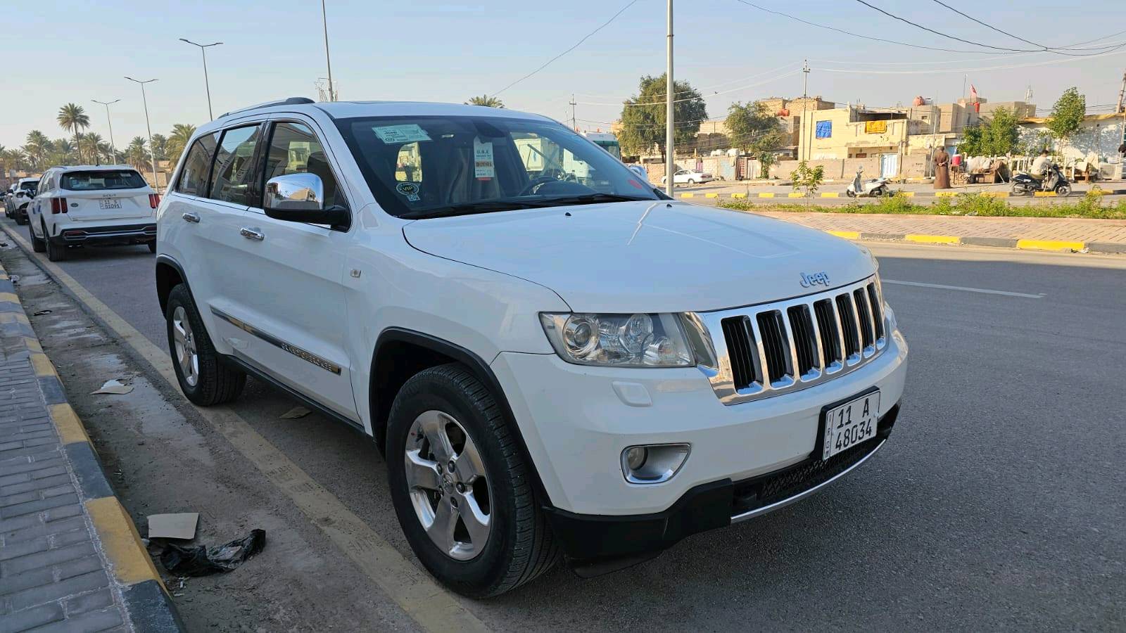 #جيب_شيروكي_لاريدو
#موديل 2013
السيارة  خليجي بنزين عادي رقم بغداد الدولي انكليزي حجم #المحرك 6 سلندر  3600 
#المسافة_المقطوعة8٢ الف حقيقي.. 

#مواصفات السيارة فول 1/1

1.شاشة كبيرة 

2.بصمة تشغيل 

3. مقاعد جلد اصليه 

4.كراسي كهرباء

5.داخل بيجي 

6.المقاعد تدفئة مع تبريد 

7.سلايت بنرواما

8. سستم صوت 

9.جنطة قطعتين 

10.يدات ستيل اصل 

11.تبريد قطعتين ثلج 

12.تحكم استيرن جهتين 

13.ناقل حركة ٨ نمر 

14.فور ويل 4×4

15.كاميرا خلفية دوارة أصلية 

16.حساسات امامي خلفي

17.زراكات لايت 

18.كلوب طوارئ بالجنطه

19.برده بالصندوق شركة

20. ماوس تحكم أنظمة القيادة 

21. بصمة أبواب