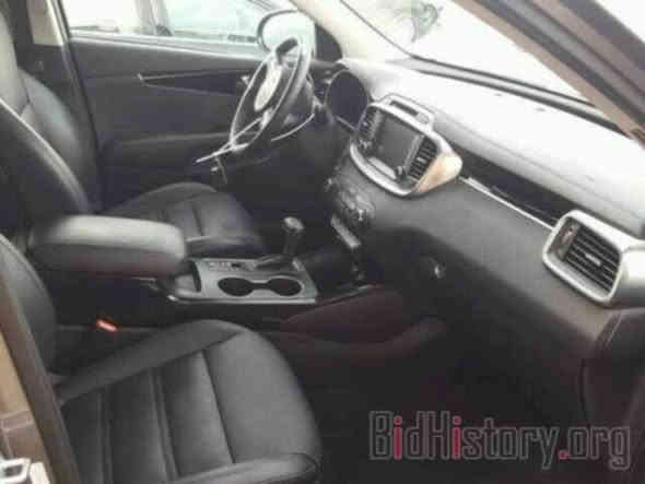 سورنتو للبيع وارد امريكي 2017 فول مواصفات واحد على واحد ماشيه 80 ميل رقم بغداد بسمي حادثه مثل ما موضح بل صوره فقط كلشي ما مبدل ابيع مستعجل السعر 220 وبيه مجال 
***********  مكاني بابل المسيب
