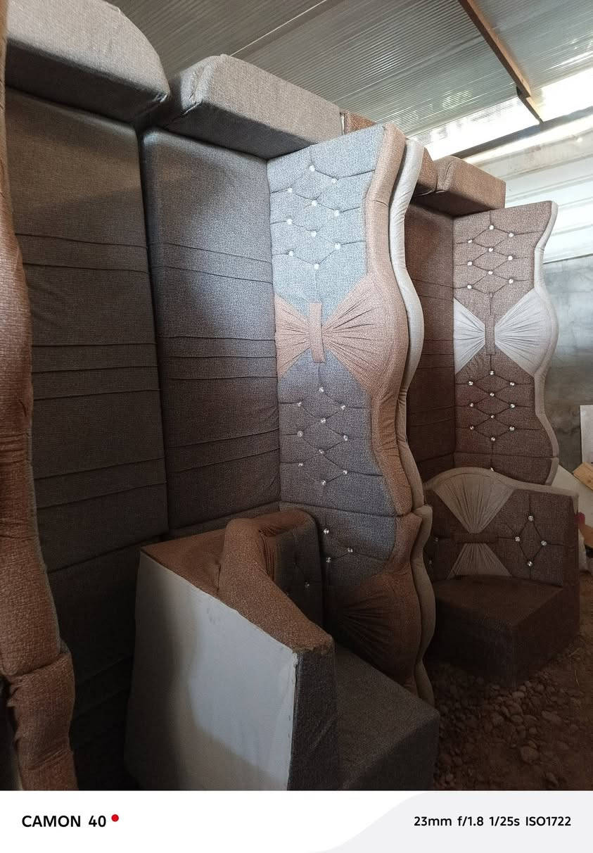 تخومه بشرط فول لبيع رقمي واتساب ***********
