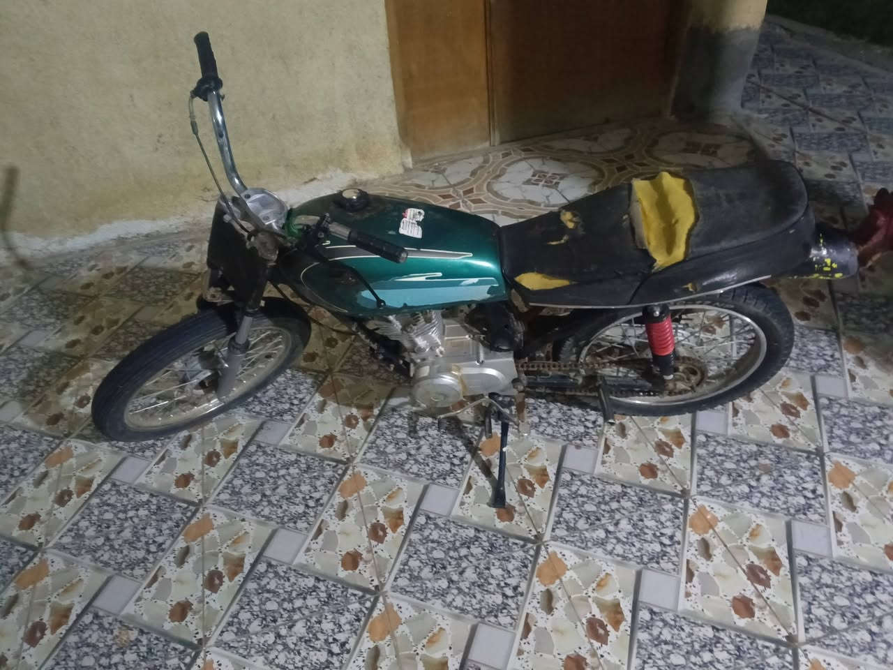 سلام عليكم درجه نامه مديل 23 وشاصي رشاه وراق عنوان بابل دبله سعر 475 بيه مجال رقم هاتف ***********
