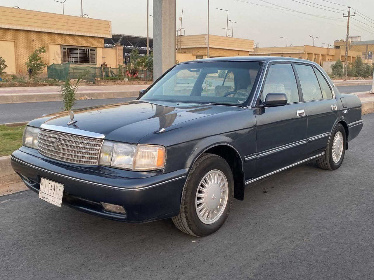 كراون
أرنب 1993   مكفولة من الكص. ونقل الجثة والأصوليات 
مكينة 2500  
حدادية وتبريد  
رقم كربلاء مشروع وطني 
 السيارة موجودة بكربلاء 
$63 

***********
