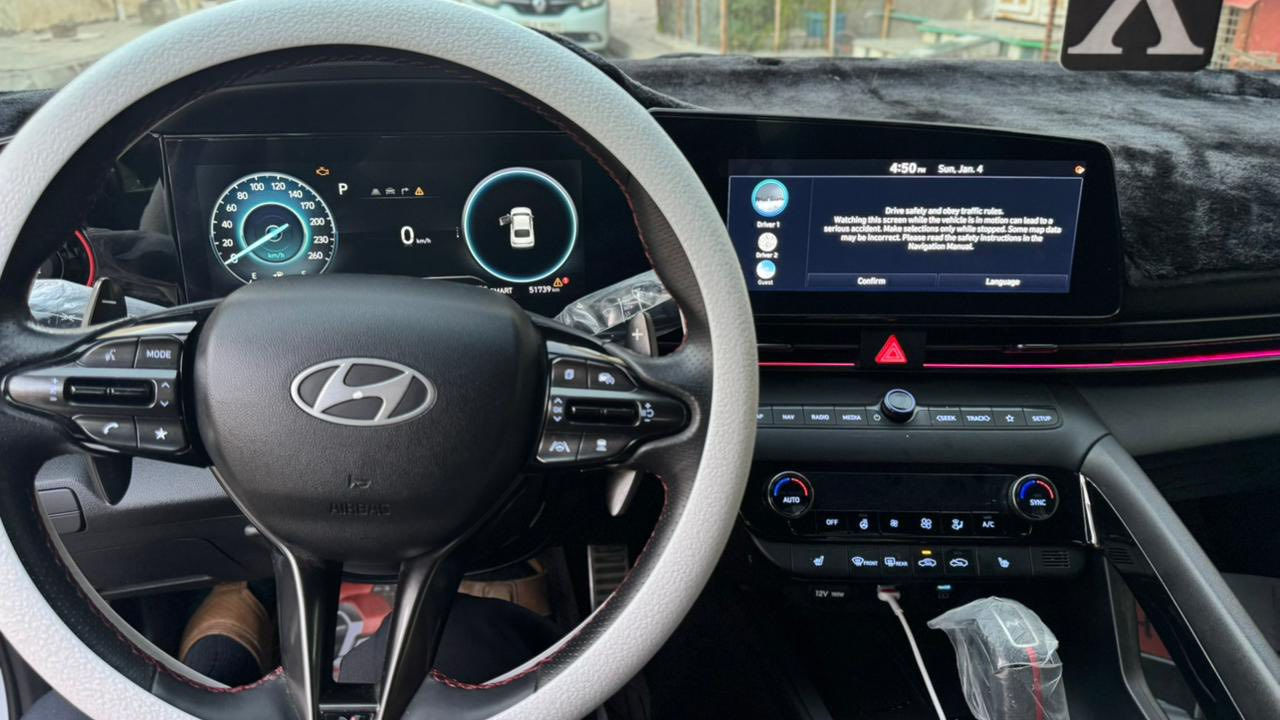 السلام عليكم النترا (ان لاين )مديل 24 دخول جديد دخلت معوقين و نسد ترقيم المعوقين و بقت فحص مؤقت تترقم حره السياره حاليا لا مدفوع لا كمرك ولا رقم ابيع على وضعها السعر 150 
***********
