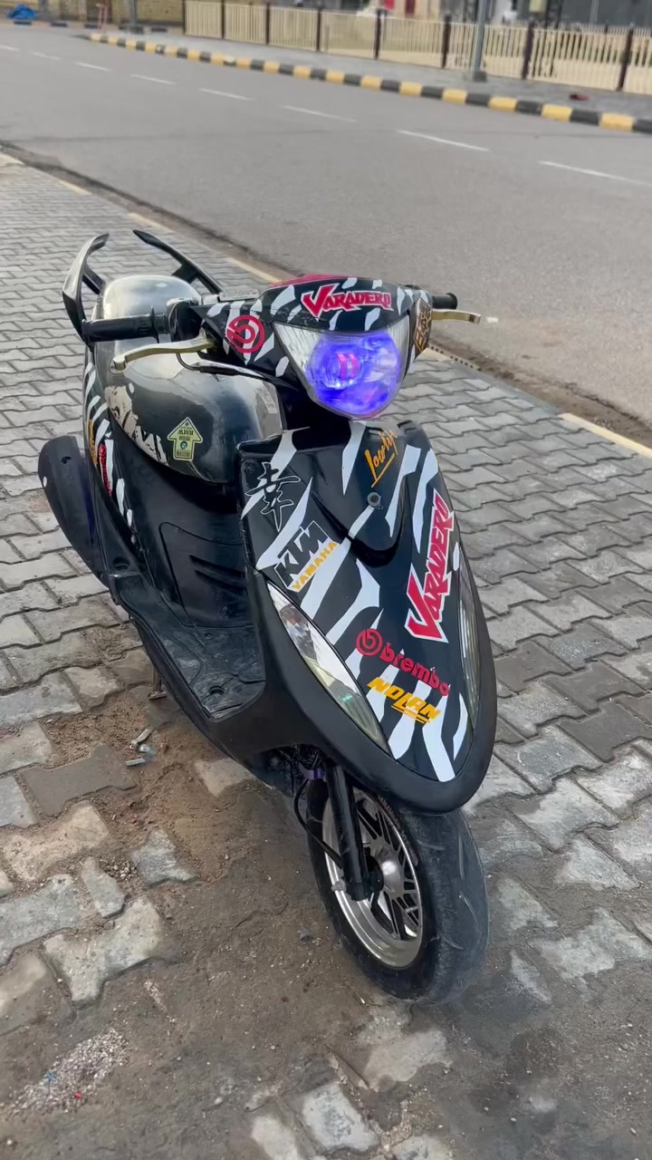 ماكس عدله للبيع محرك 49 كهربائيات كلهه شغاله ماكو كل نقص عدادات كامله من كلشي كفرات مختمن 750 وبيهه مجال بسيط مكانهه واسط الموفقيه


**إذا كنت صاحب هذا الإعلان وتريد حذفه لأي سبب، رجاءا أرسل رسالة إلى الدعم الفني**