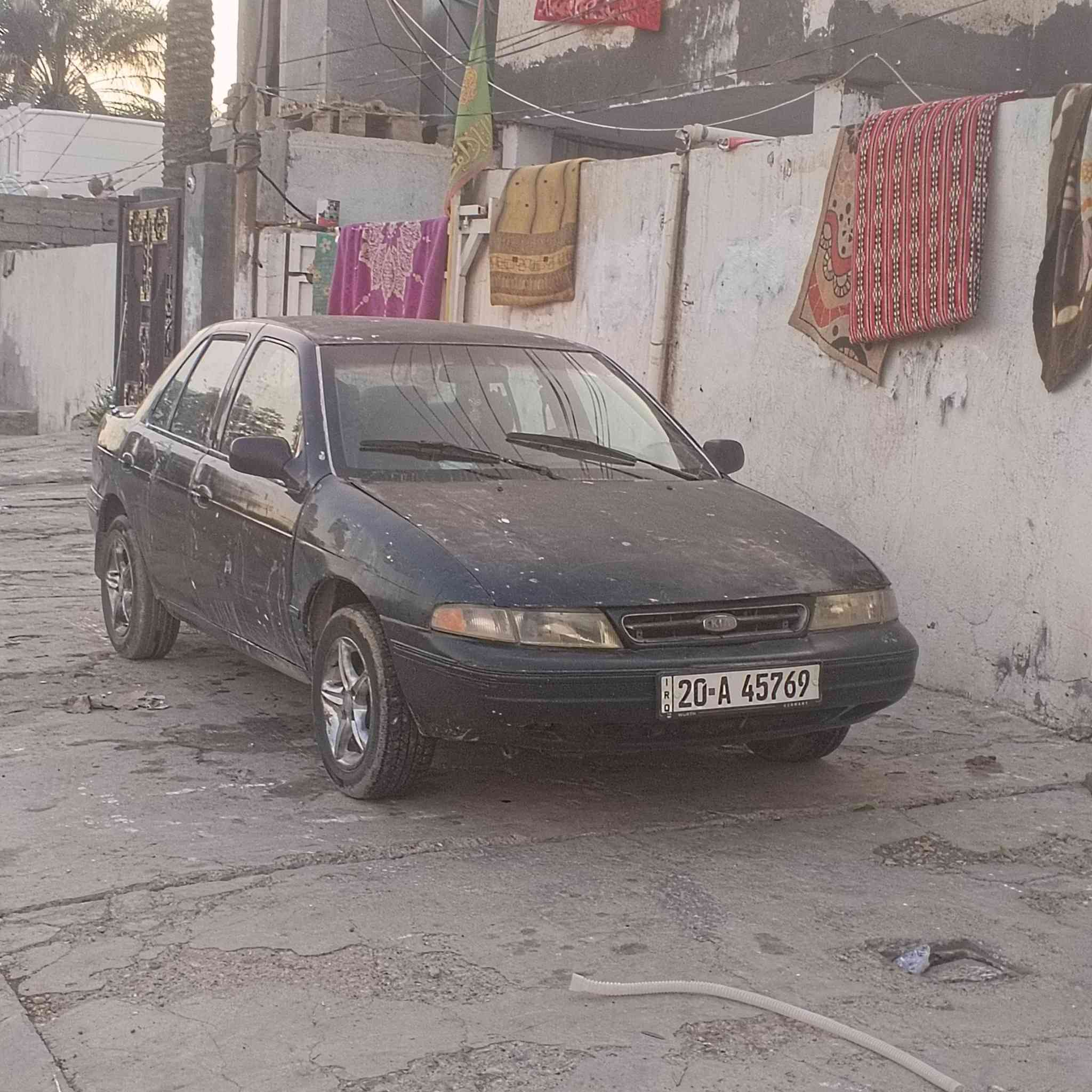 السلام عليكم سيفيا للبيع موديل 94 ديرو محرك كفاله تخم تاير رقم انجليزي سنويه ل 29ه السياره ما بيها اي نقص نقصها والصبغ سعر 19 رقم الهاتف ***********
