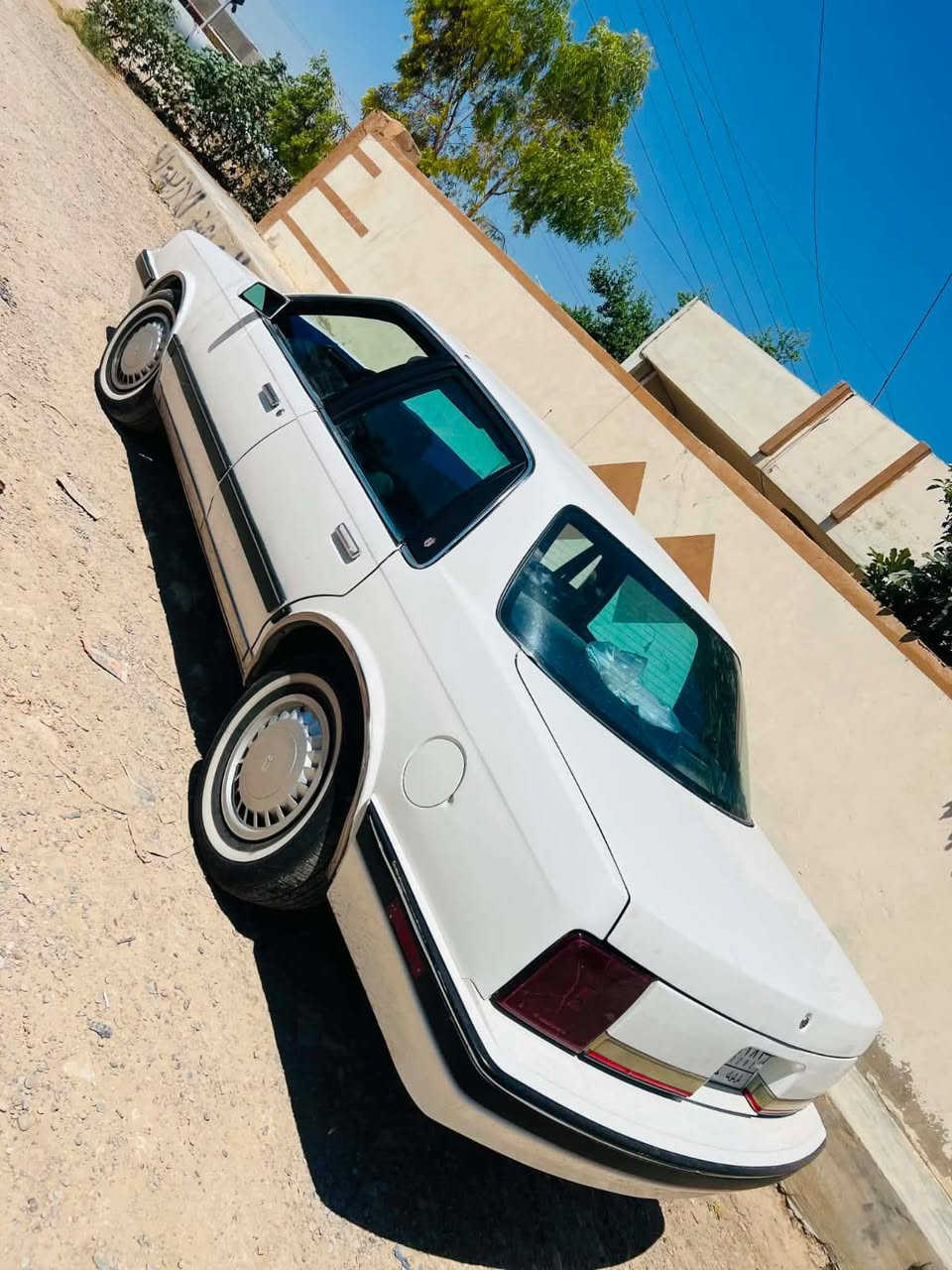 سلام عليكم سياره اولدز مبيل موديل 1990 محرك كيرجديد السياره احلى من الصوره رقم كركوك شرط تحويل وكاله السعر 45‏‪***********‬‏
